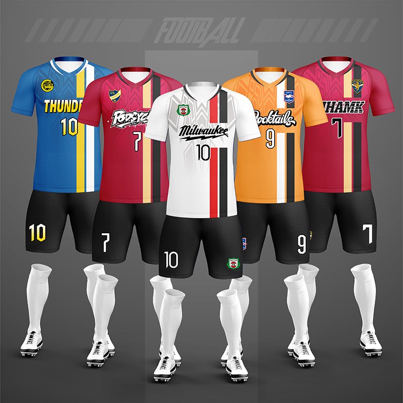 Close-up factory photo of thai-quality Maroon soccer uniform set by professional soccer jersey manufacturer.