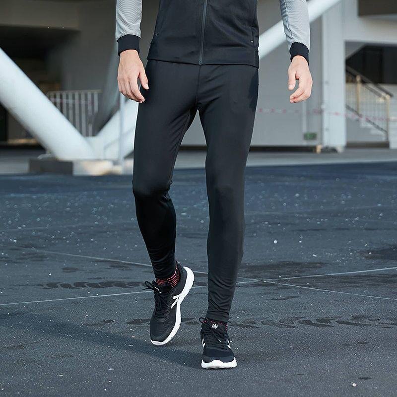 mens-tapered-training-pants-ankle-zipper